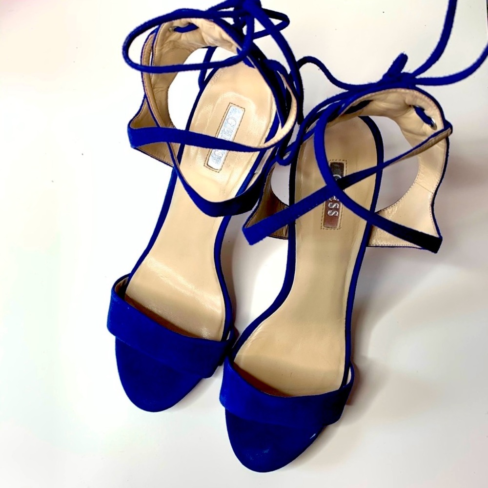 Guess royal blue Christa heels, size 8 1/2